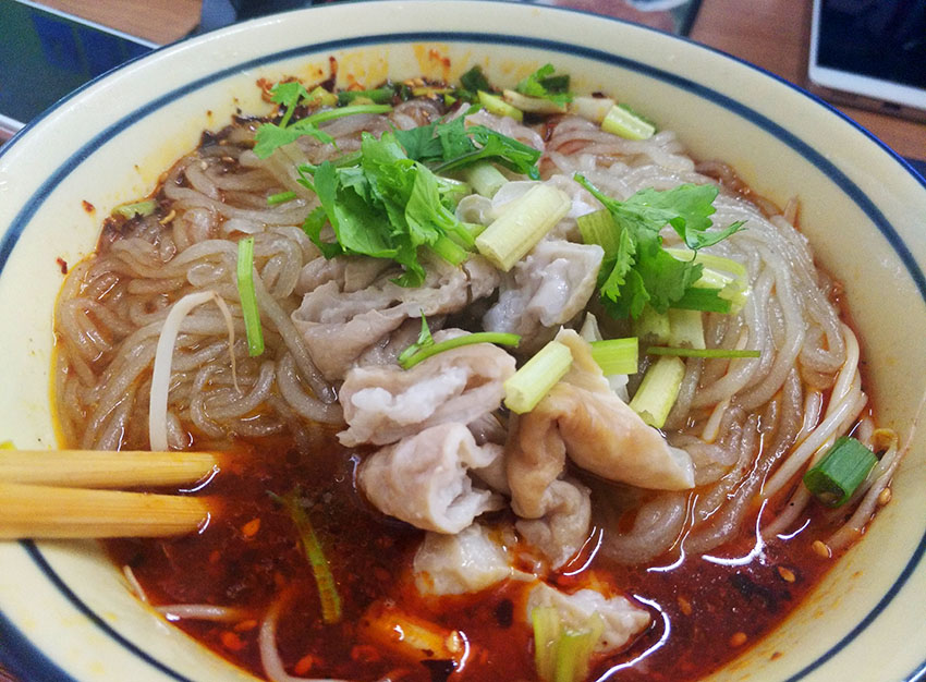 特色小吃學(xué)習(xí)要注意哪些問(wèn)題，小吃培訓(xùn)價(jià)格怎么樣
