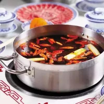 秋天到了，學(xué)學(xué)這5款火鍋湯底的做法吧！