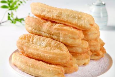 家常油條好吃有秘訣，配方，蓬松又酥脆，涼了也不硬
