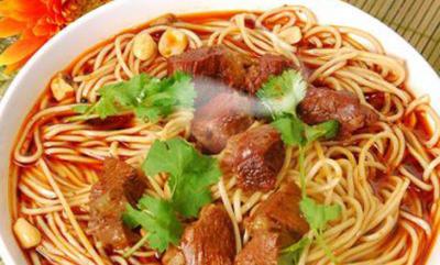 面食培訓(xùn)哪家專業(yè):打鹵面，香味四溢富有勁道的家常面食！