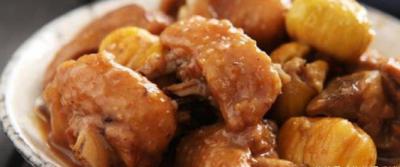 板栗燒雞最好吃的做法，簡單美味又下飯，看看你喜歡吃不？