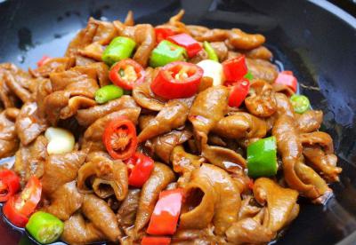 四川熱門的干鍋技術(shù)培訓學校哪里專業(yè)？底料的炒制培訓