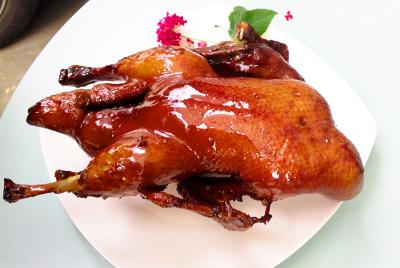 四川甜皮鴨鹵水技術(shù)培訓(xùn)哪里好？學(xué)員通過反復(fù)實(shí)際練習(xí)