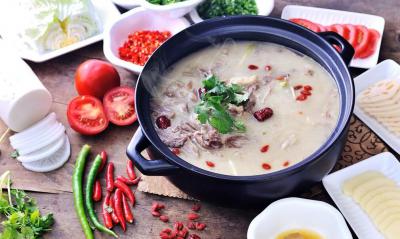 羊肉湯技術(shù)培訓(xùn)哪里好？正宗羊肉湯培訓(xùn)