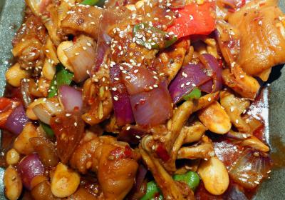選擇干鍋技術(shù)培訓(xùn)學(xué)校哪里比較好？