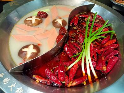 四川火鍋技術(shù)培訓(xùn)學(xué)校哪家好？飄味緣餐飲培訓(xùn)學(xué)校