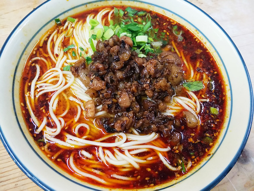 里好擺攤小吃培訓班哪里好？培訓小吃的學校